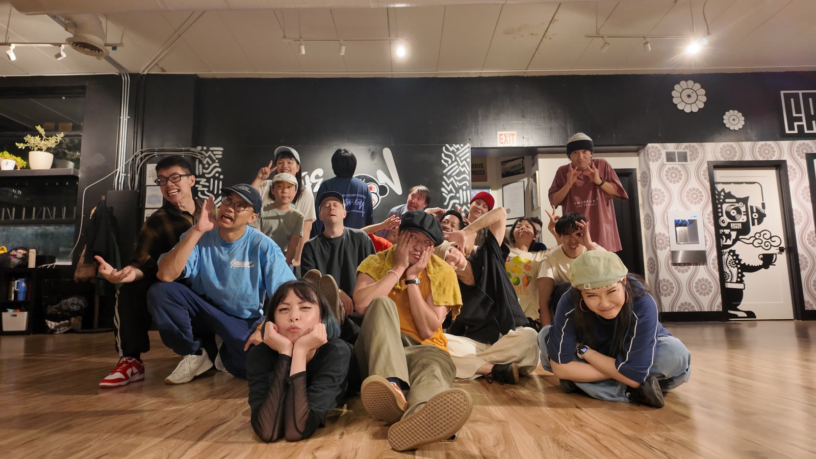 Hiroshi photo